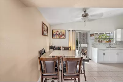 569 Award Drive, Colton, CA 92324 - Photo 9