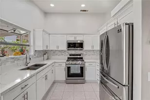 569 Award Dr, Colton, CA 92324 - Photo 11