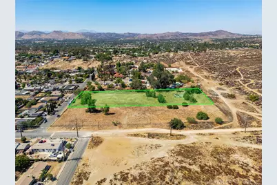 1040 Tepee, Perris, CA 92570 - Photo 11