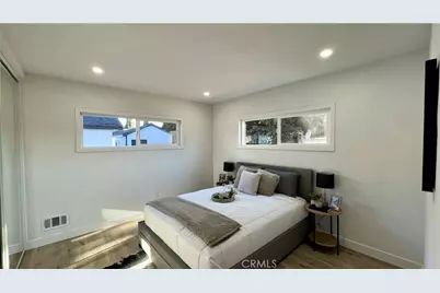 918 E 68th Street, Inglewood, CA 90302 - Photo 25