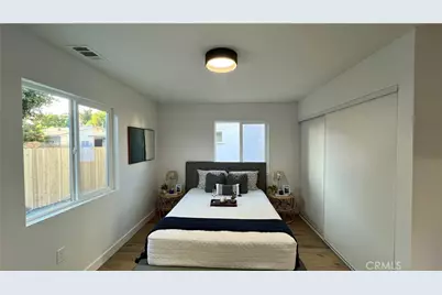 918 E 68th Street, Inglewood, CA 90302 - Photo 21