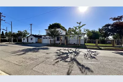 918 E 68th Street, Inglewood, CA 90302 - Photo 3
