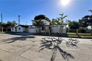 918 E 68th St, Inglewood, CA 90302 - Photo 3