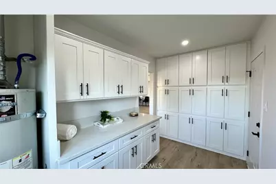 918 E 68th Street, Inglewood, CA 90302 - Photo 23