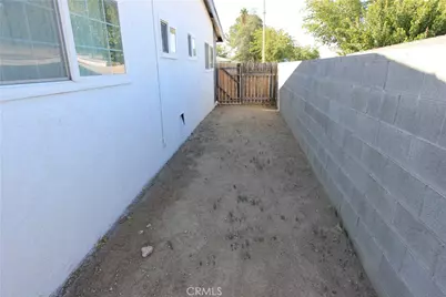 16258 Forrest, Victorville, CA 92395 - Photo 5