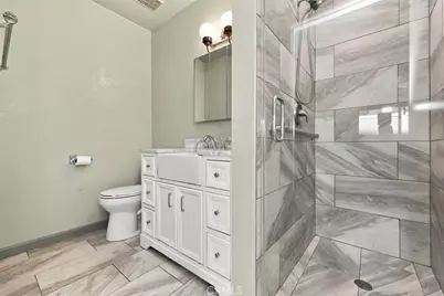 7227 Whitaker Avenue, Lake Balboa, CA 91406 - Photo 43