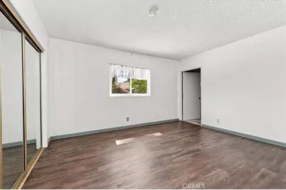 7227 Whitaker Avenue, Lake Balboa, CA 91406 - Photo 25