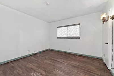 7227 Whitaker Avenue, Lake Balboa, CA 91406 - Photo 37