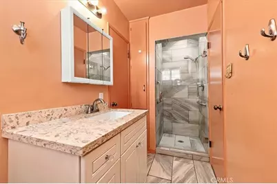 7227 Whitaker Avenue, Lake Balboa, CA 91406 - Photo 31