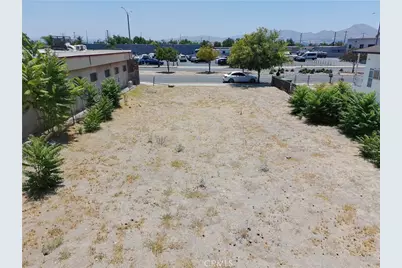 1371 N La Cadena, Colton, CA 92324 - Photo 3