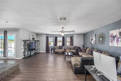 5479 Chatham Drive, Riverside, CA 92506 - Photo 19