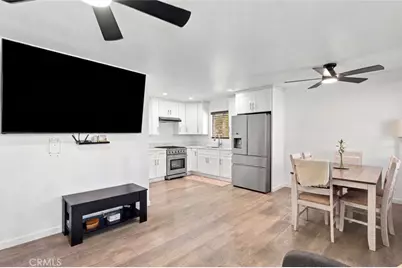 5510 Roosevelt Avenue, Santa Ana, CA 92703 - Photo 5