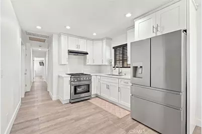 5510 Roosevelt Avenue, Santa Ana, CA 92703 - Photo 7