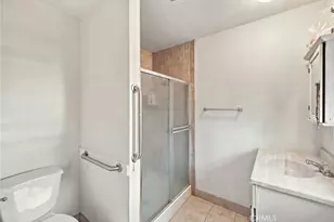 1019 W Pine St, Santa Ana, CA 92703 - Photo 13