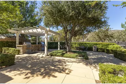 3392 Licorice, San Bernardino, CA 92407 - Photo 27