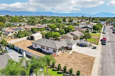 17436 Malaga Street, Fontana, CA 92336 - Photo 35