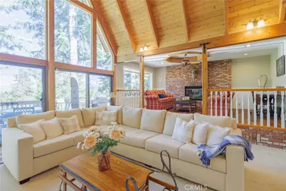 226 Birchwood Drive, Lake Arrowhead, CA 92317 - Photo 7