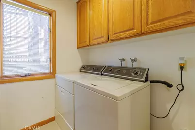 226 Birchwood Drive, Lake Arrowhead, CA 92317 - Photo 33