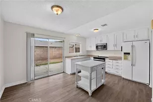 1035 Altura Dr, Riverside, CA 92507 - Photo 9