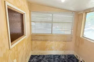27276 Main, Highland, CA 92346 - Photo 15