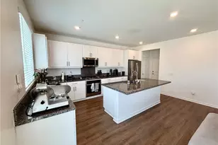 585 Bacon Ridge, Rialto, CA 92377 - Photo 3