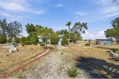 3404 Begonia, Phelan, CA 92371 - Photo 3