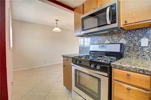 10943 Lansford, Jurupa Valley, CA 91752 - Photo 21
