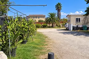 813 8th, San Fernando, CA 91340 - Photo 5