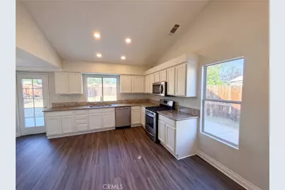 563 Tell Lane, Hemet, CA 92544 - Photo 3