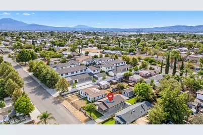 24729 Ward, San Bernardino, CA 92410 - Photo 23