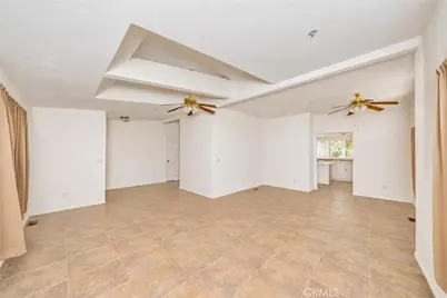 8725 Cedar, Phelan, CA 92371 - Photo 13