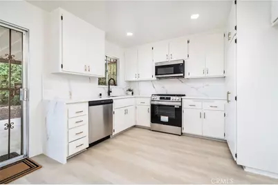 212 N Acacia Avenue, Rialto, CA 92376 - Photo 9