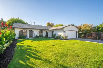 212 N Acacia Avenue, Rialto, CA 92376 - Photo 1