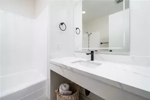 212 N Acacia Ave, Rialto, CA 92376 - Photo 11