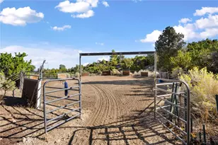 1034 Hollister Rd, Pinon Hills, CA 92372 - Photo 53