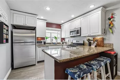 2330 Vanguard, Costa Mesa, CA 92626 - Photo 3