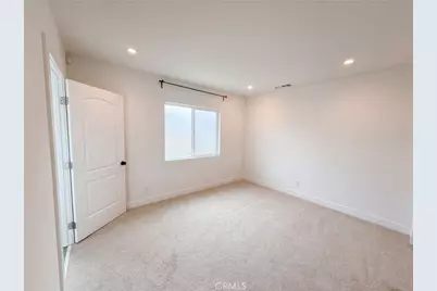 1110 Queen Anne Place, Los Angeles, CA 90019 - Photo 15
