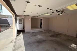 1110 Queen Anne Pl, Los Angeles, CA 90019 - Photo 23