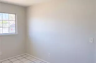 695 N Pepper Ave, Rialto, CA 92376 - Photo 13
