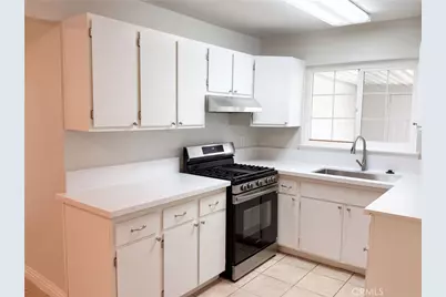 695 N Pepper Avenue, Rialto, CA 92376 - Photo 7