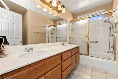 9726 Ripplecreek, Moreno Valley, CA 92557 - Photo 35