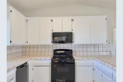 18075 Verano, Hesperia, CA 92345 - Photo 11