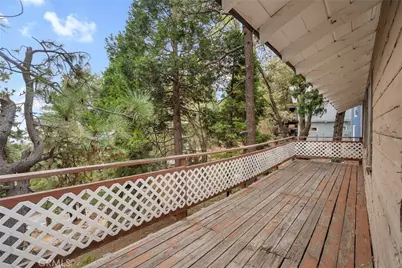31669 Panorama, Running Springs, CA 92382 - Photo 17