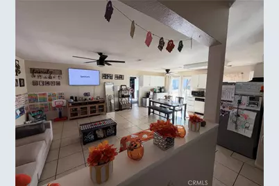 14737 Yucca, Hesperia, CA 92345 - Photo 7