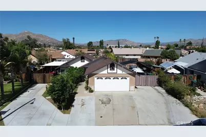23258 Dunhill Drive, Moreno Valley, CA 92553 - Photo 5