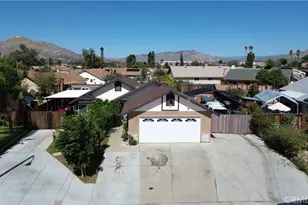23258 Dunhill Dr, Moreno Valley, CA 92553 - Photo 5