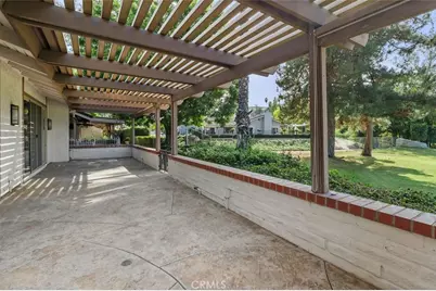610 Via Zapata, Riverside, CA 92507 - Photo 29