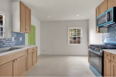 2955 N Mountain View Ave, San Bernardino, CA 92405 - Photo 11