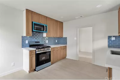 2955 N Mountain View Ave, San Bernardino, CA 92405 - Photo 13
