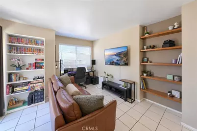 4572 W 5th Street, Santa Ana, CA 92703 - Photo 5